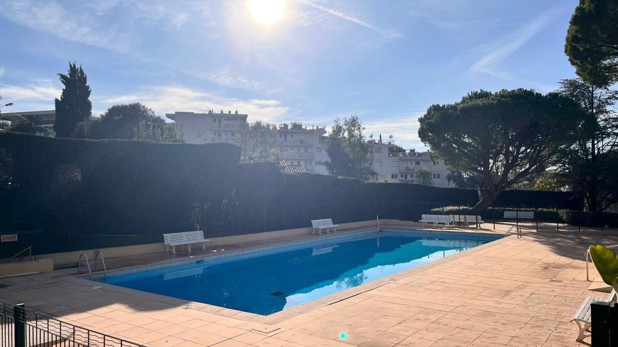 L'Azur - Apt De Standing - Piscine - Parking Ле-Канне Экстерьер фото