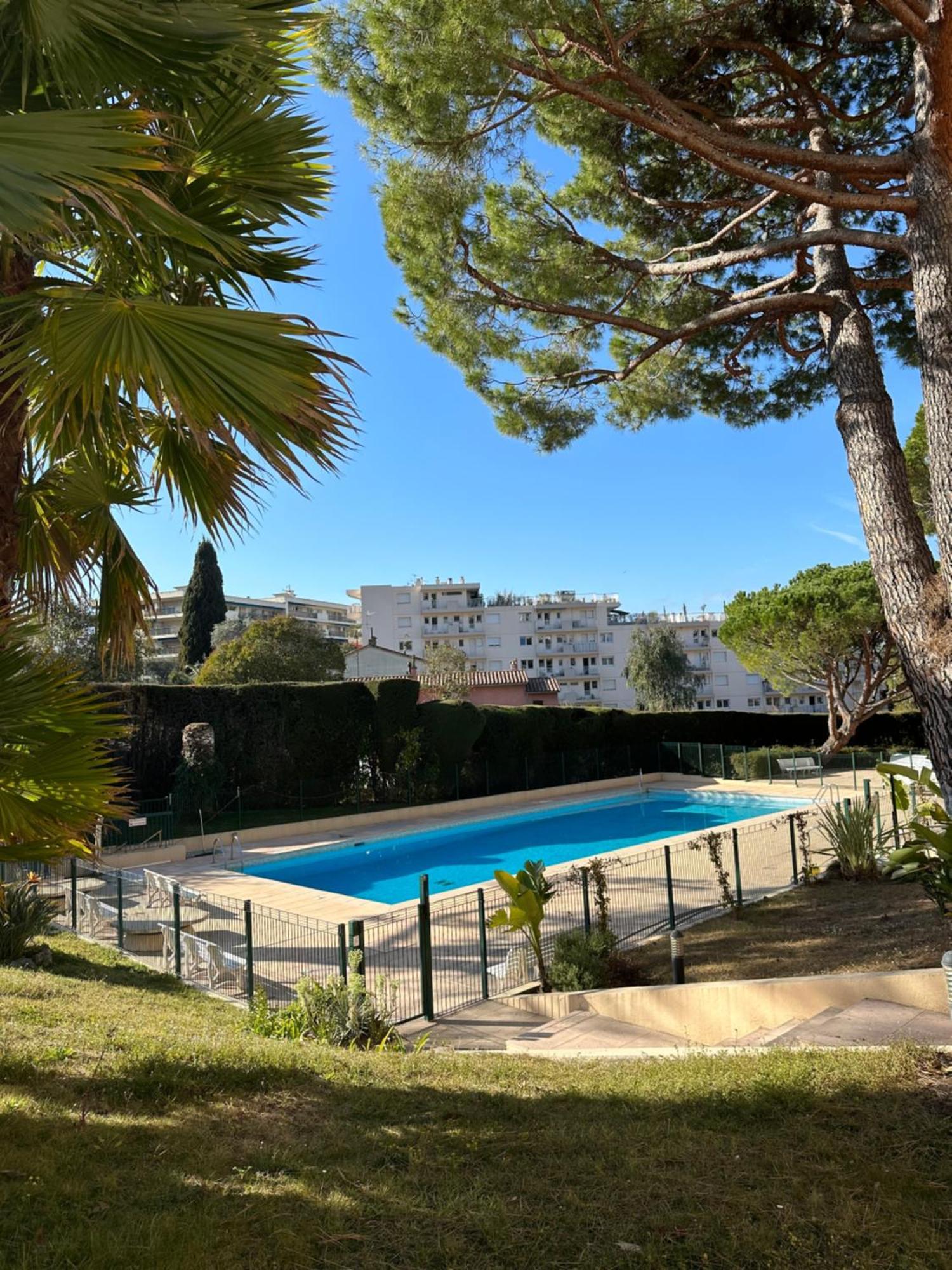 L'Azur - Apt De Standing - Piscine - Parking Ле-Канне Экстерьер фото